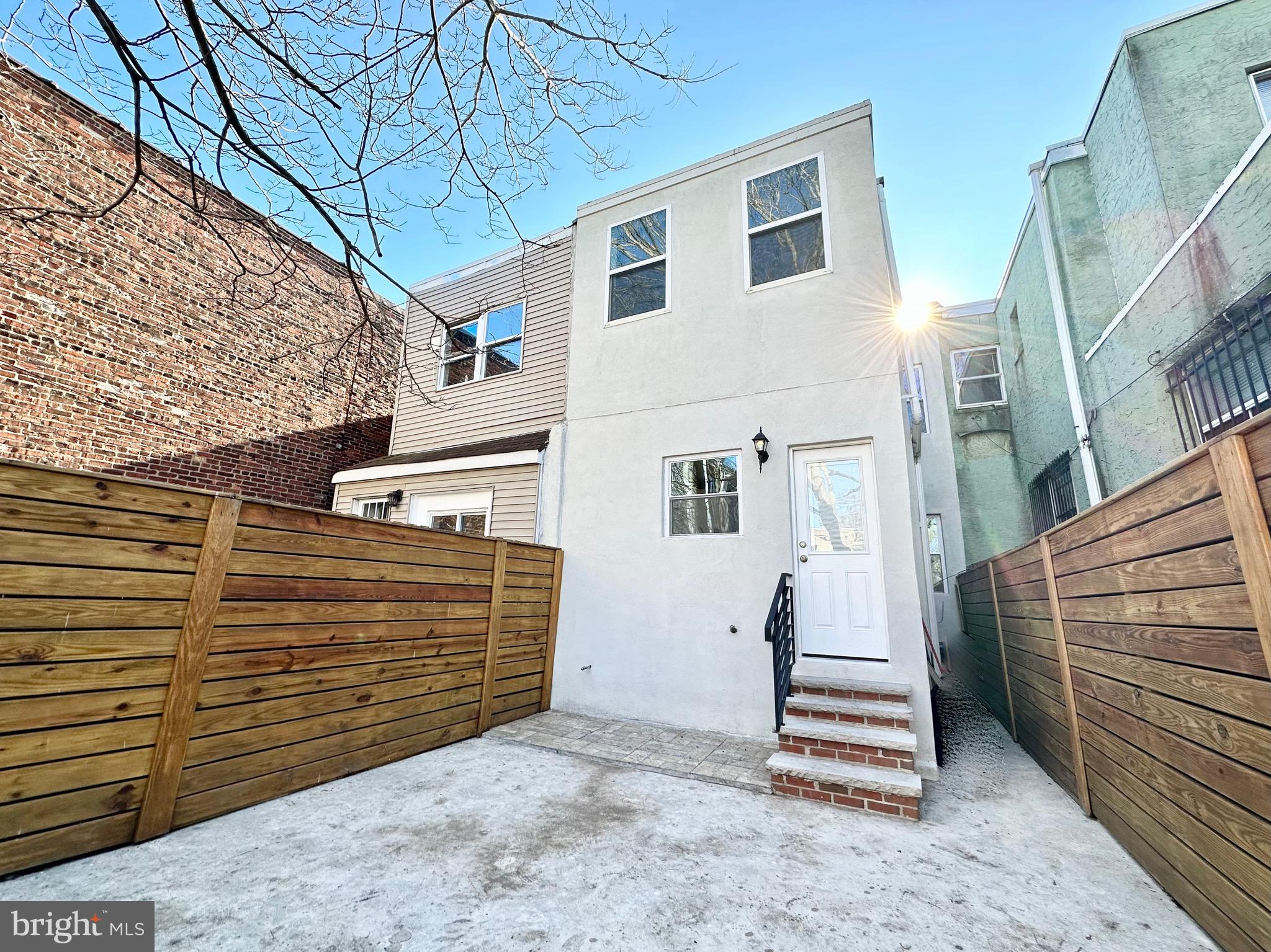 2635 Tasker Street Philadelphia, PA 19145 - Photo 29 of 58