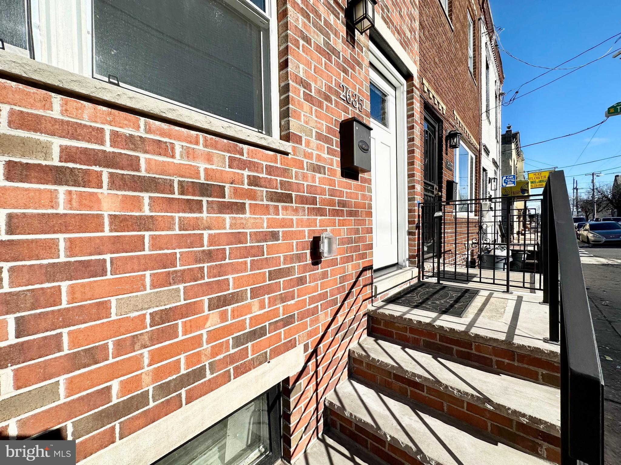 2635 Tasker Street Philadelphia, PA 19145 - Photo 3 of 58