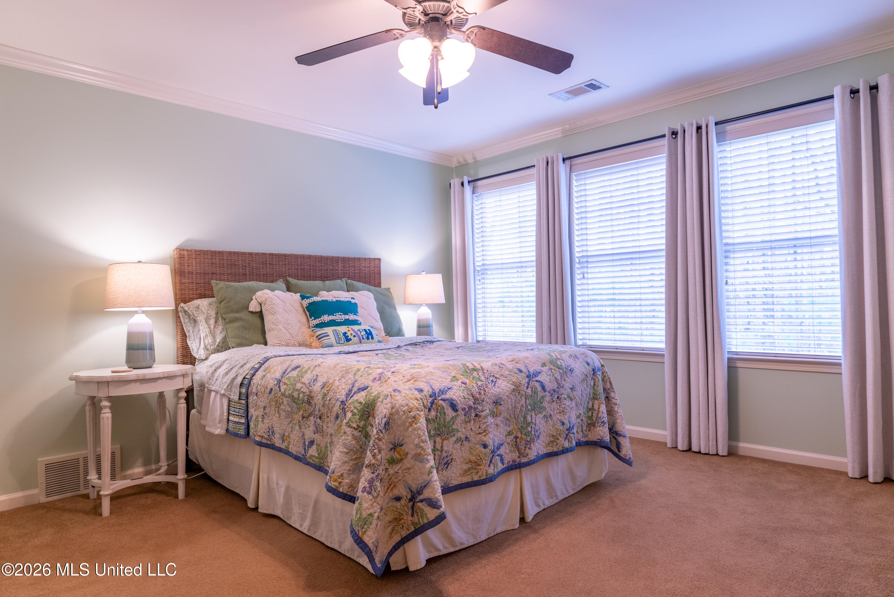 2635 College Road Southaven, MS 38672 - Photo 35 of 44 Upstairs Bedroom 1