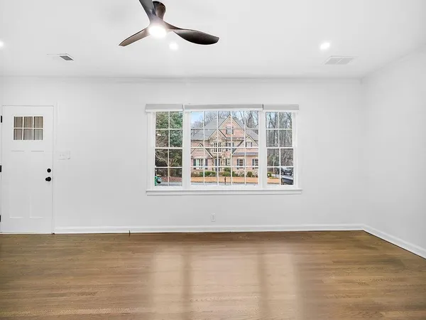 $3,500 | 1253 Dunwoody Lane Northeast, Atlanta, GA 30319