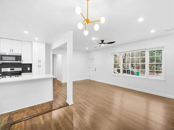 $3,500 | 1253 Dunwoody Lane Northeast, Atlanta, GA 30319