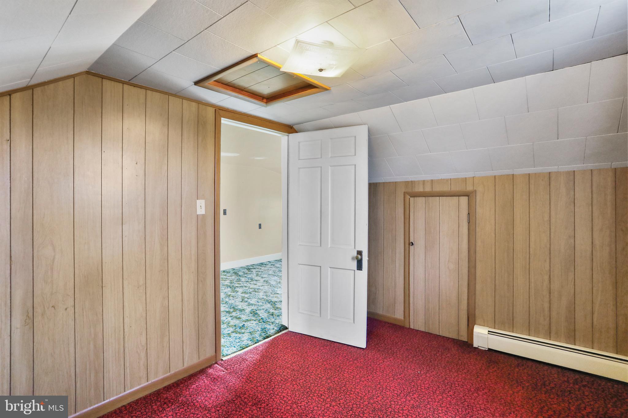 12725 Winchester Grade Road Berkeley Springs, WV 25411 - Photo 14 of 26