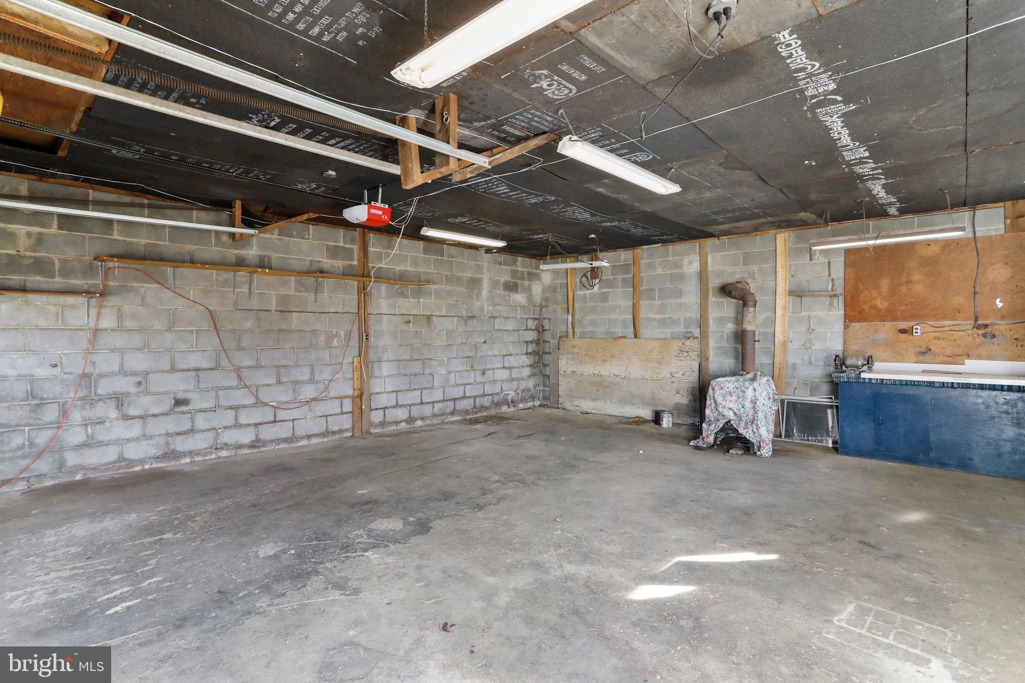 12725 Winchester Grade Road Berkeley Springs, WV 25411 - Photo 21 of 26