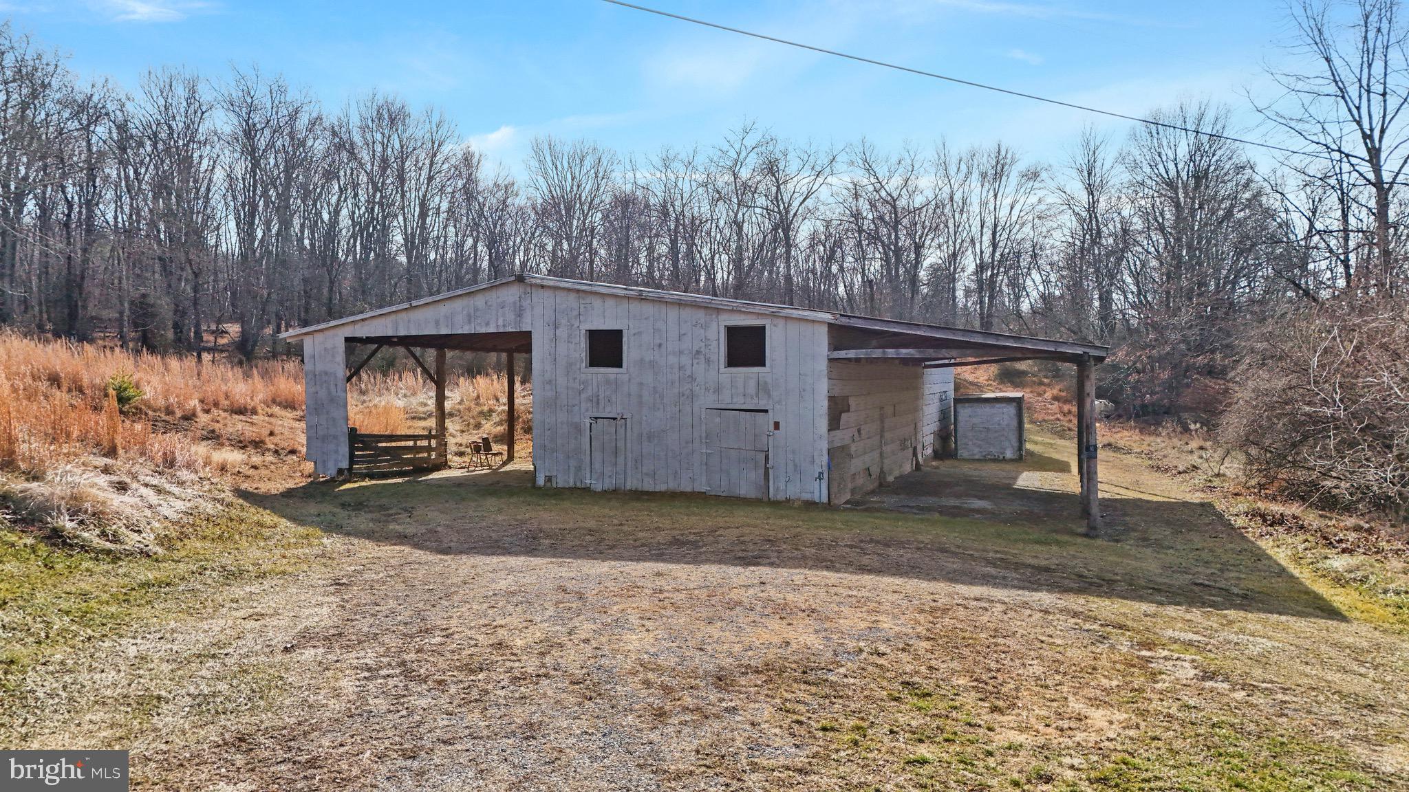 12725 Winchester Grade Road Berkeley Springs, WV 25411 - Photo 23 of 26