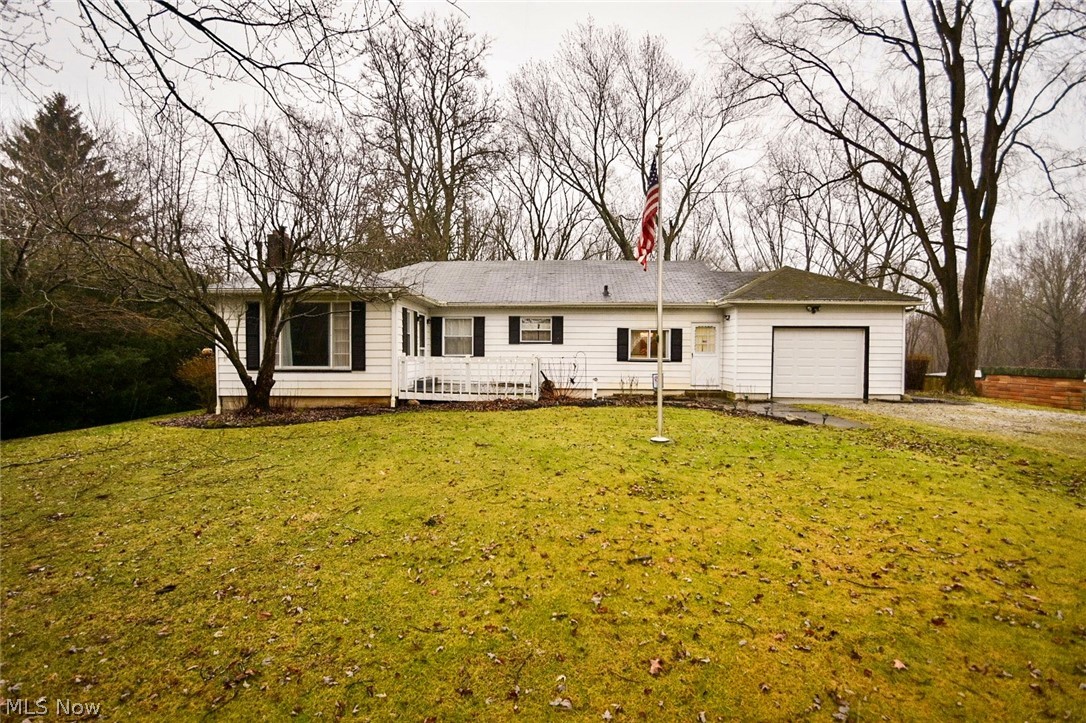 4543 South Arlington Road Uniontown, OH 44685 - Photo 1 of 25 4543 Arlington Rd, Uniontown, OH 44685