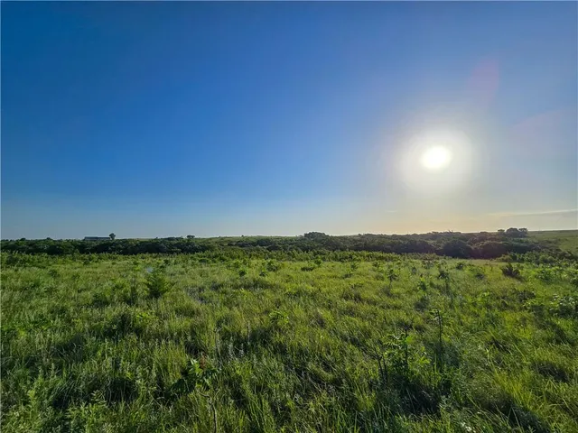 $400,500 | 57 Highway 57, Junction City, KS 66441