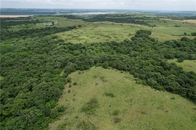 $400,500 | 57 Highway 57, Junction City, KS 66441