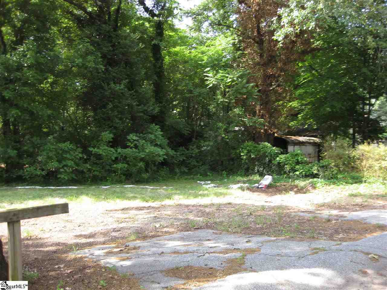 110 Loop Street Greenville, SC 29609 - Photo 1 of 19 Gallery Image 1