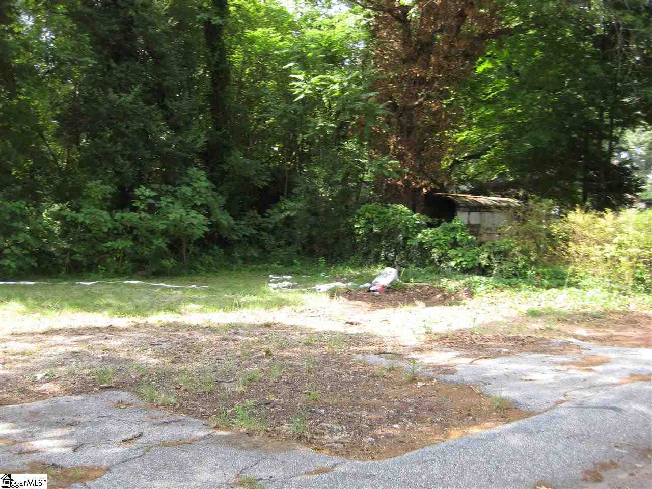 110 Loop Street Greenville, SC 29609 - Photo 2 of 19 Gallery Image 2