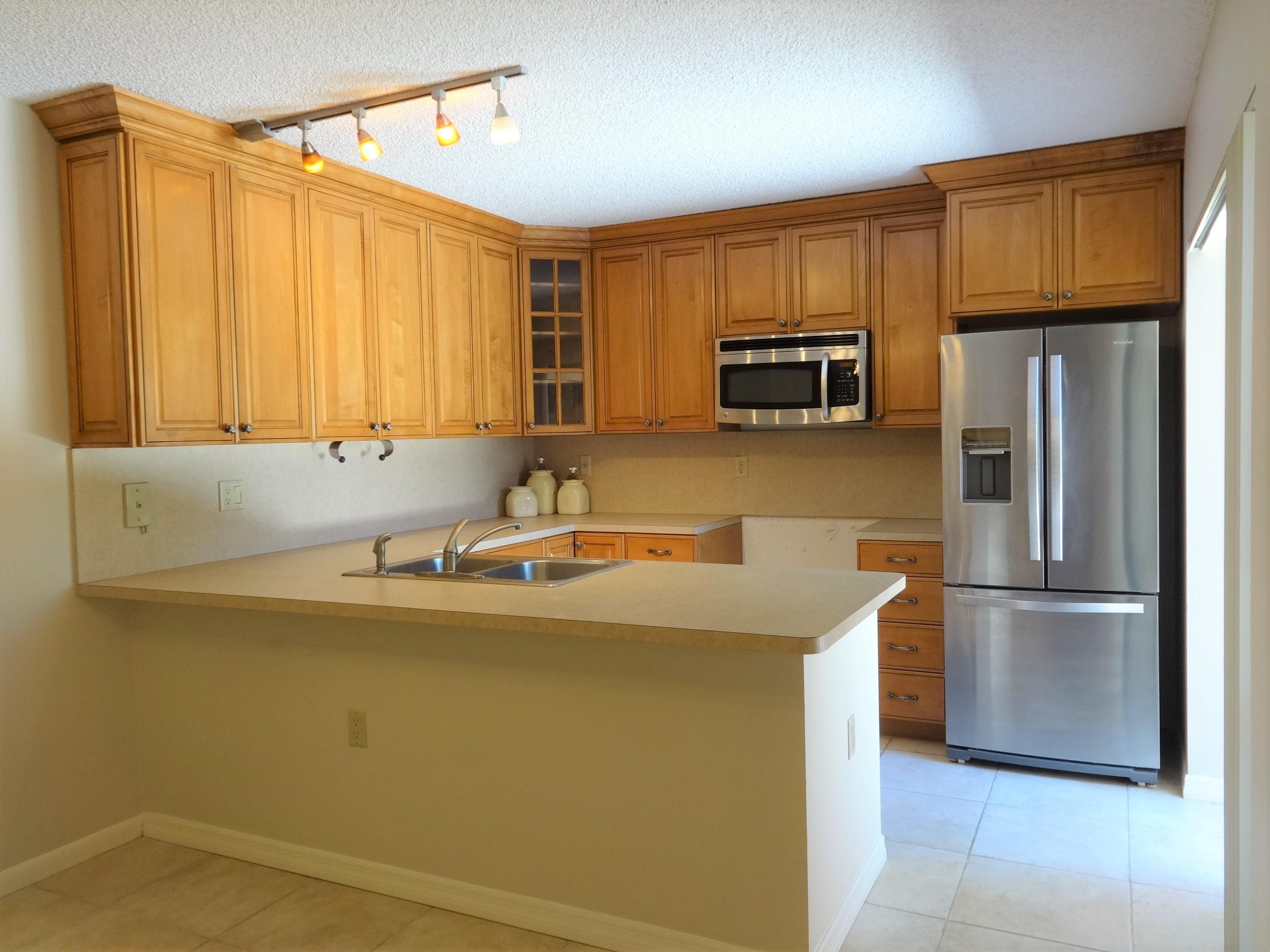 3203 32nd Court Jupiter, FL 33477 - Photo 3 of 27 Kitchen