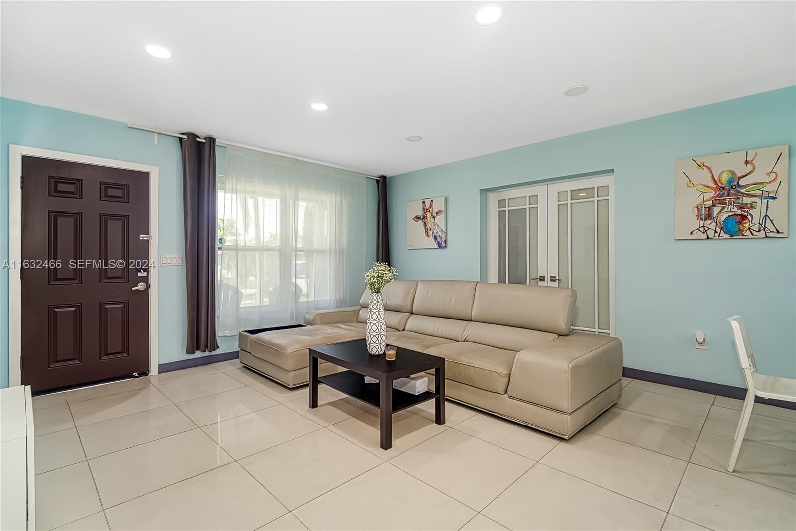 216 Southwest 6th Street Hallandale Beach, FL 33009 - Photo 11 of 70