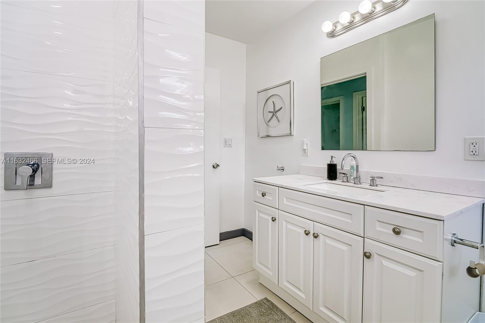 216 Southwest 6th Street Hallandale Beach, FL 33009 - Photo 16 of 70