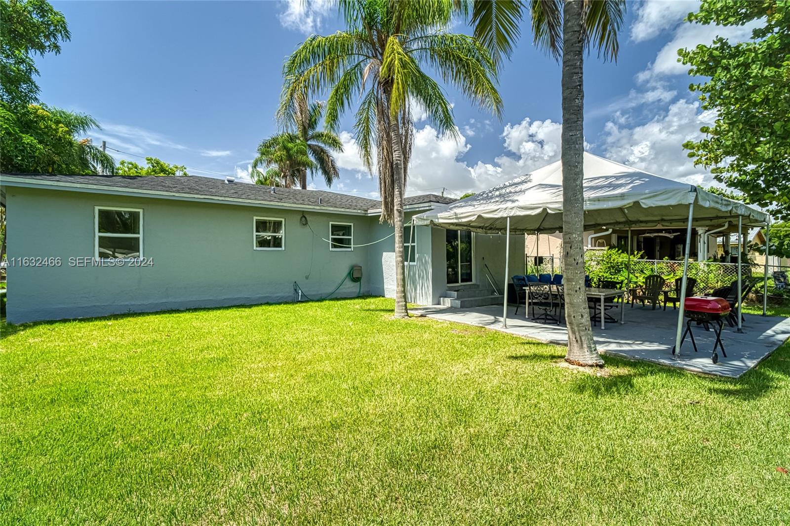216 Southwest 6th Street Hallandale Beach, FL 33009 - Photo 37 of 70