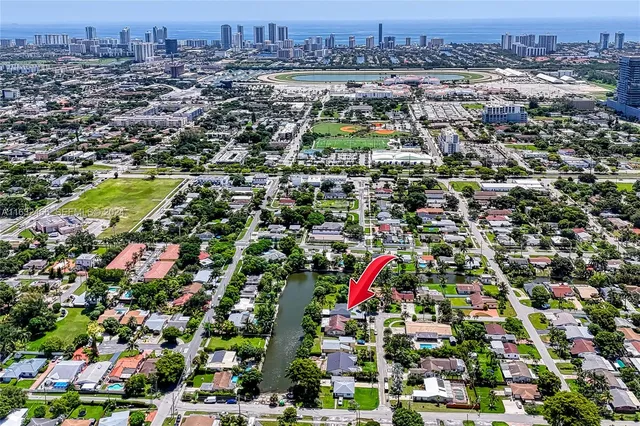 $1,250,000 | 216 Southwest 6th Street, Hallandale Beach, FL 33009