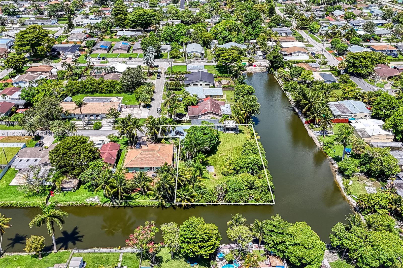 216 Southwest 6th Street Hallandale Beach, FL 33009 - Photo 61 of 70 an aerial view of residential house with outdoor space and swimming pool