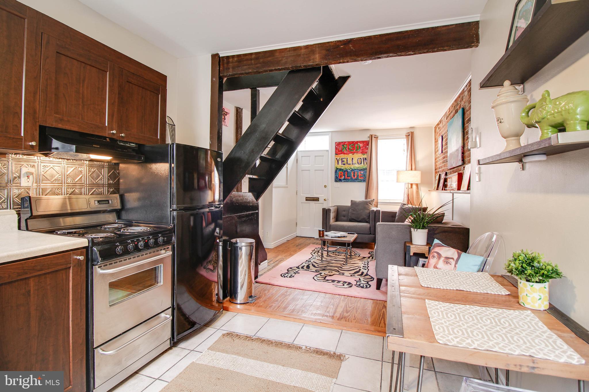 402 South Dallas Street Baltimore, MD 21231 - Photo 11 of 38