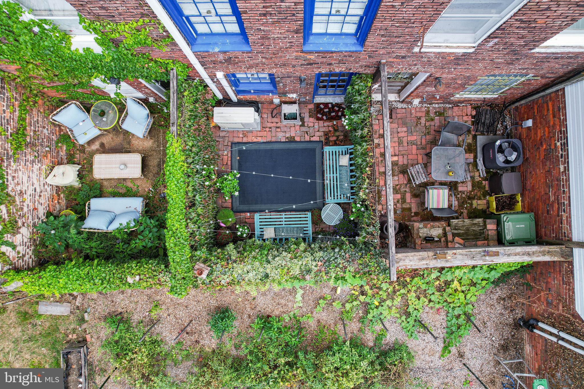 402 South Dallas Street Baltimore, MD 21231 - Photo 32 of 38
