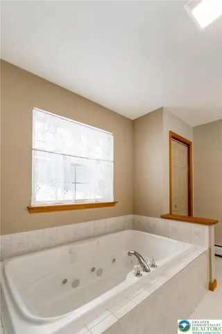 $599,000 | 95 Benns Hill Road, Bangor, PA 18013