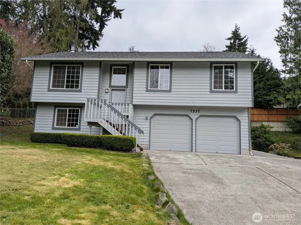 $475,000 | 7537 Northeast Beachwood Avenue, Poulsbo, WA 98370