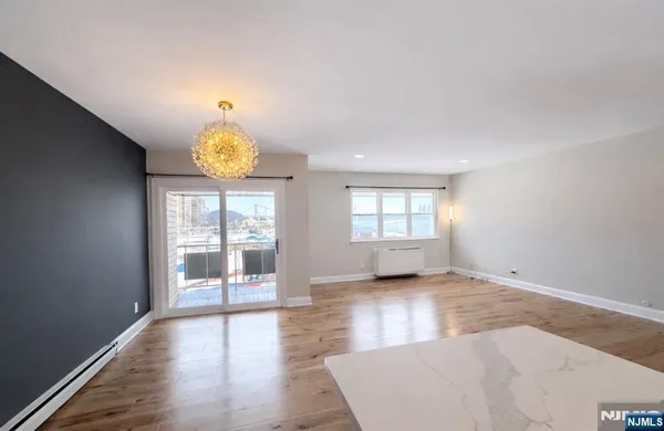 $2,599 | 1111 River, Unit H20, Edgewater, NJ 07020