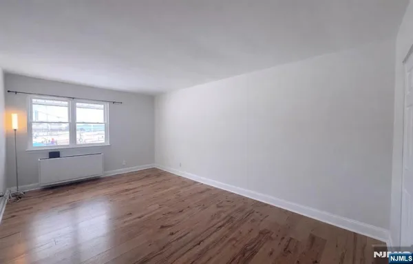 $2,599 | 1111 River, Unit H20, Edgewater, NJ 07020