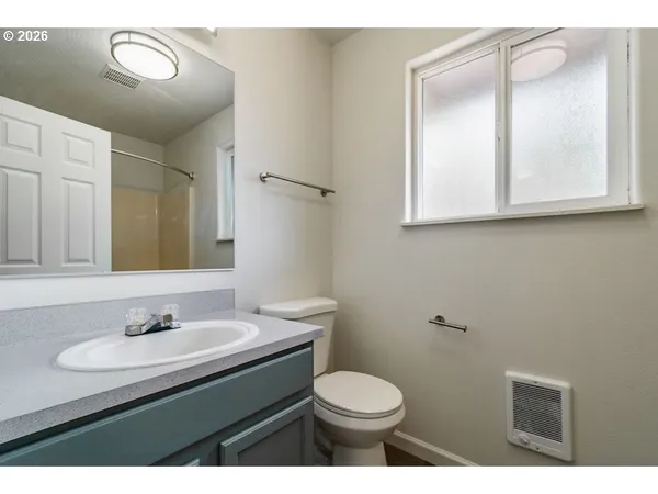 $1,995,000 | 2447 Roosevelt Boulevard, Eugene, OR 97402