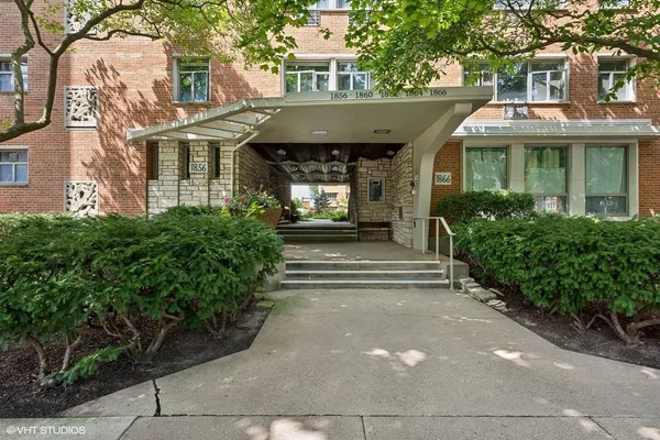 $186,900 | 1860 Sherman Avenue, Unit 7NE, Evanston, IL 60201