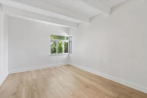 $189,900 | 1860 Sherman Avenue, Unit 7NE, Evanston, IL 60201