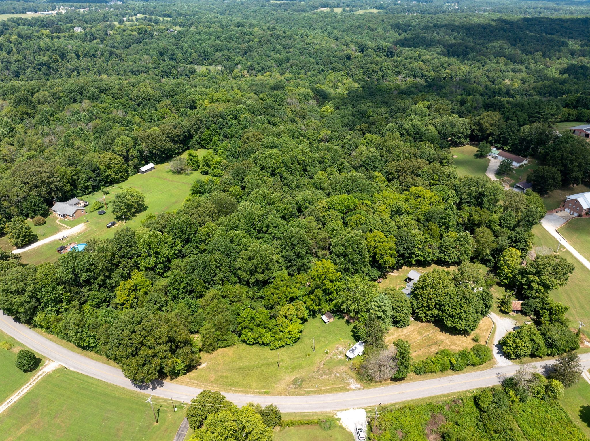 1374 Deal Road Burns, TN 37029 - Photo 3 of 24 a view of a yard with a house