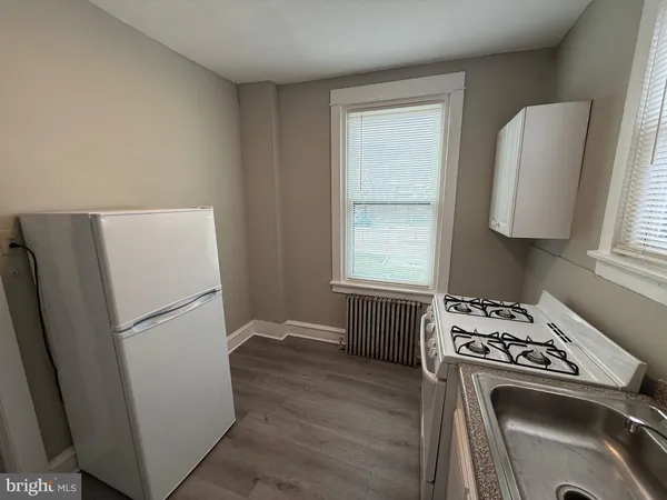 $895 | 1945 West Hunting Park Avenue, Unit 4, Philadelphia, PA 19140