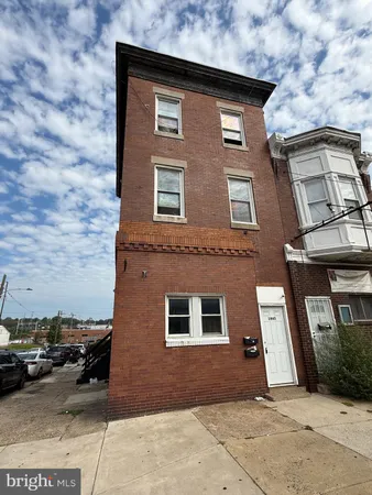 $895 | 1945 West Hunting Park Avenue, Unit 4, Philadelphia, PA 19140