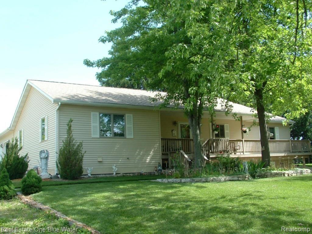 12952 Burt Road Emmett, MI 48022 - Photo 28 of 32 DSCF0711.jpg