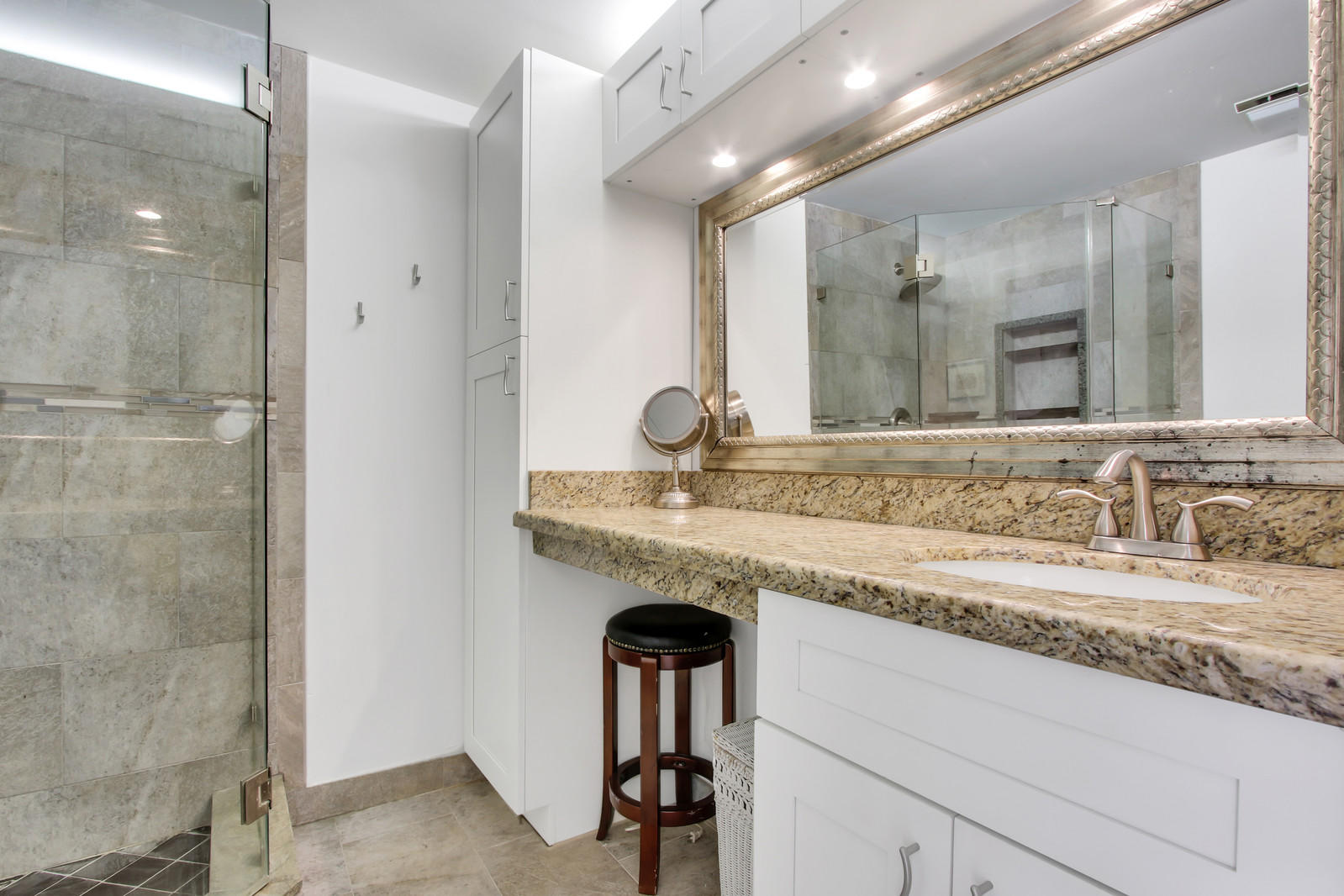 3232 32nd Court Jupiter, FL 33477 - Photo 13 of 29 16_Image_16_of_20_mls