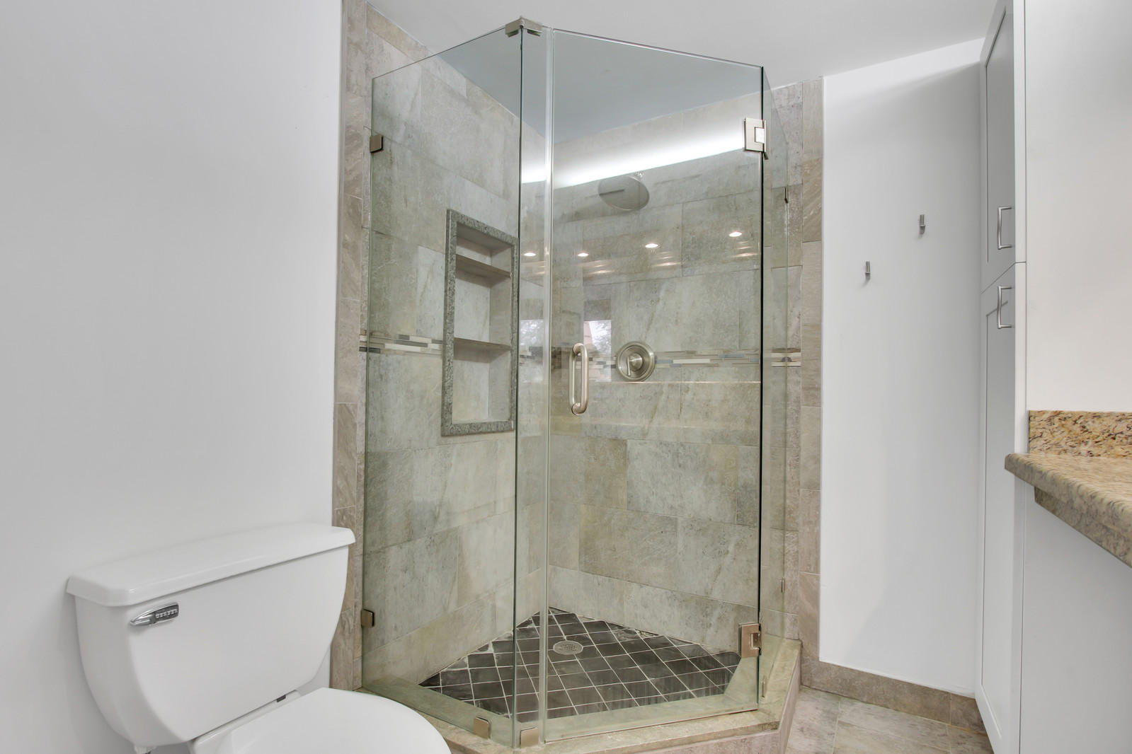 3232 32nd Court Jupiter, FL 33477 - Photo 14 of 29 17_Image_17_of_20_mls