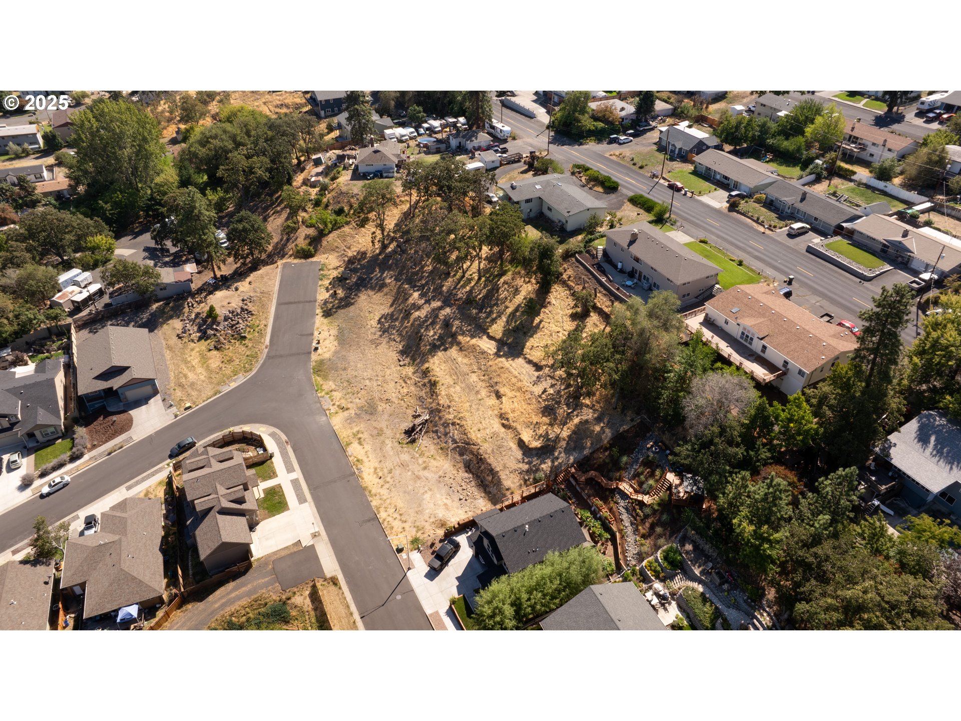 2316 West 12th Street, Unit 2 The Dalles, OR 97058 - Photo 9 of 9