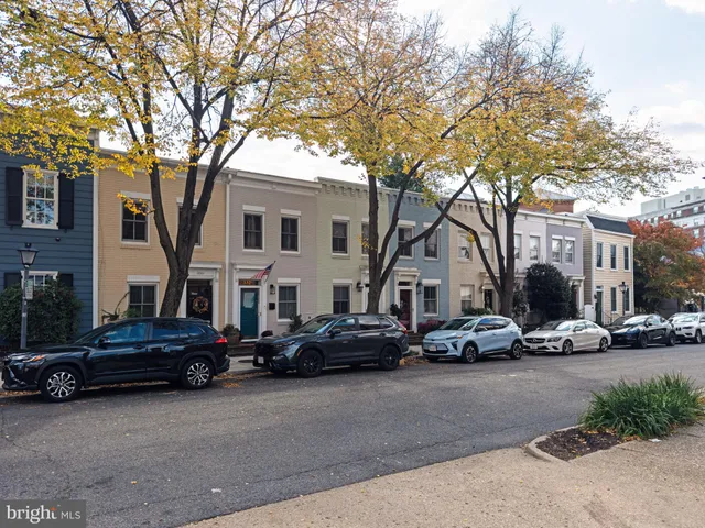 $749,000 | 332 Commerce Street, Alexandria, VA 22314