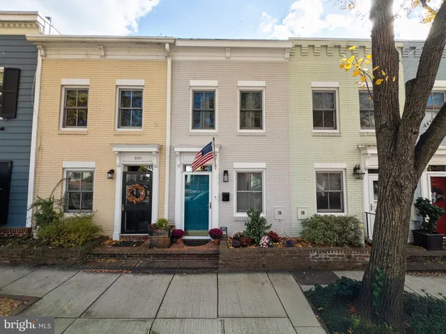 $749,000 | 332 Commerce Street, Alexandria, VA 22314