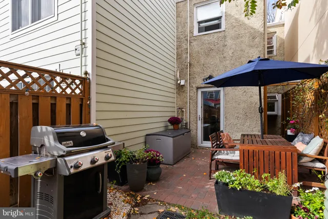 $749,000 | 332 Commerce Street, Alexandria, VA 22314