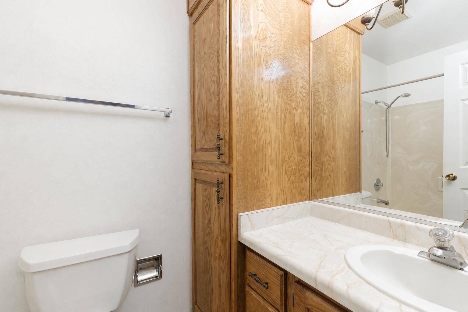 55 West 400th Street South, Unit 15 St. George, UT 84770 - Photo 10 of 16 Sun town bathroom #2