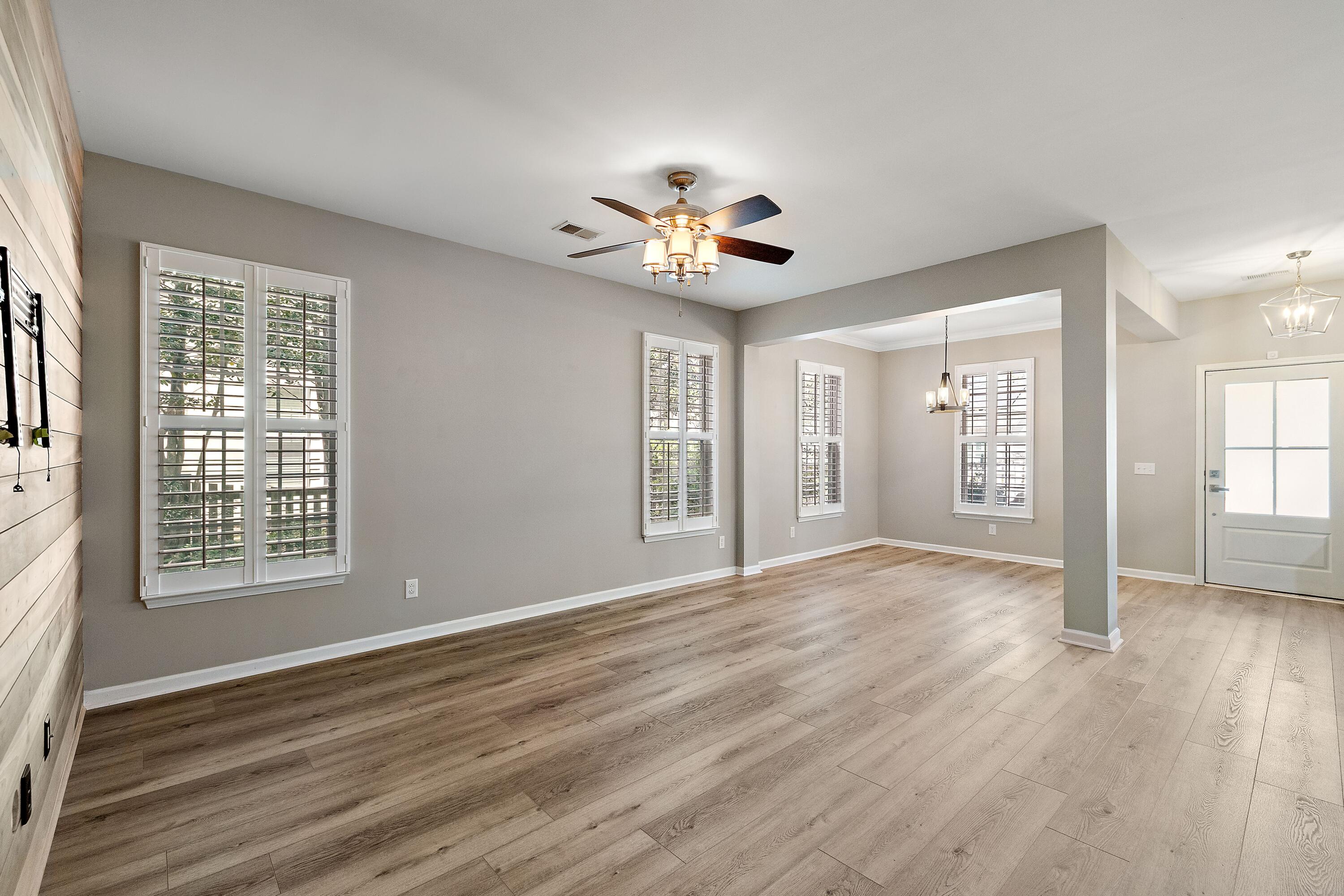 109 Shea Street Summerville, SC 29485 - Photo 4 of 22 BN0A1881