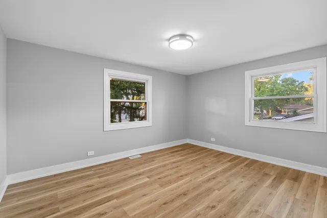 $619,900 | 305 Williams Drive, Schaumburg, IL 60193