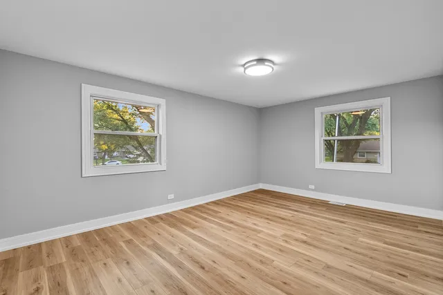 $619,900 | 305 Williams Drive, Schaumburg, IL 60193