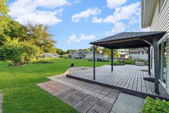 $619,900 | 305 Williams Drive, Schaumburg, IL 60193