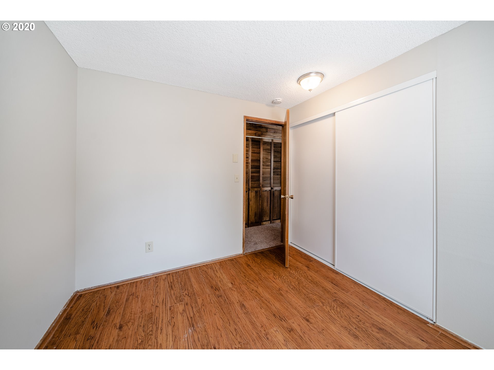 3520 Northeast View Avenue Gresham, OR 97030 - Photo 17 of 32