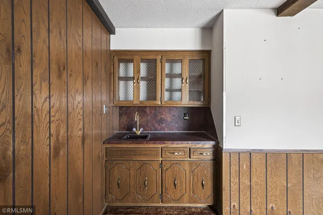 $391,000 | 6518 West River Road, Brooklyn Center, MN 55430