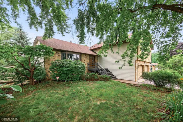 $391,000 | 6518 West River Road, Brooklyn Center, MN 55430