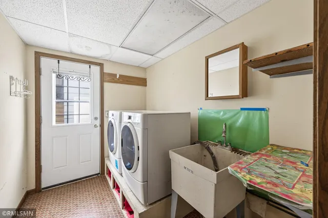 $391,000 | 6518 West River Road, Brooklyn Center, MN 55430