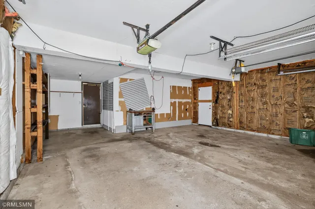 $391,000 | 6518 West River Road, Brooklyn Center, MN 55430