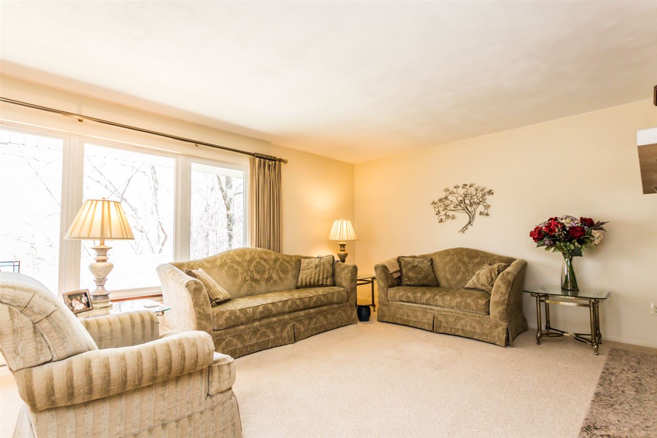 9318 North Northview Road Peoria, IL 61615 - Photo 8 of 24 Gallery Image 8