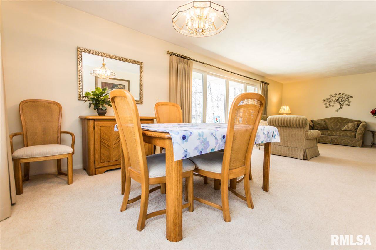 9318 North Northview Road Peoria, IL 61615 - Photo 9 of 24 Gallery Image 9